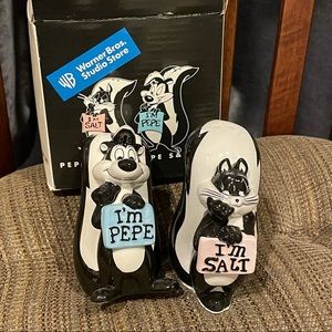 Salt and pepper shaker, Pepe Le Pew